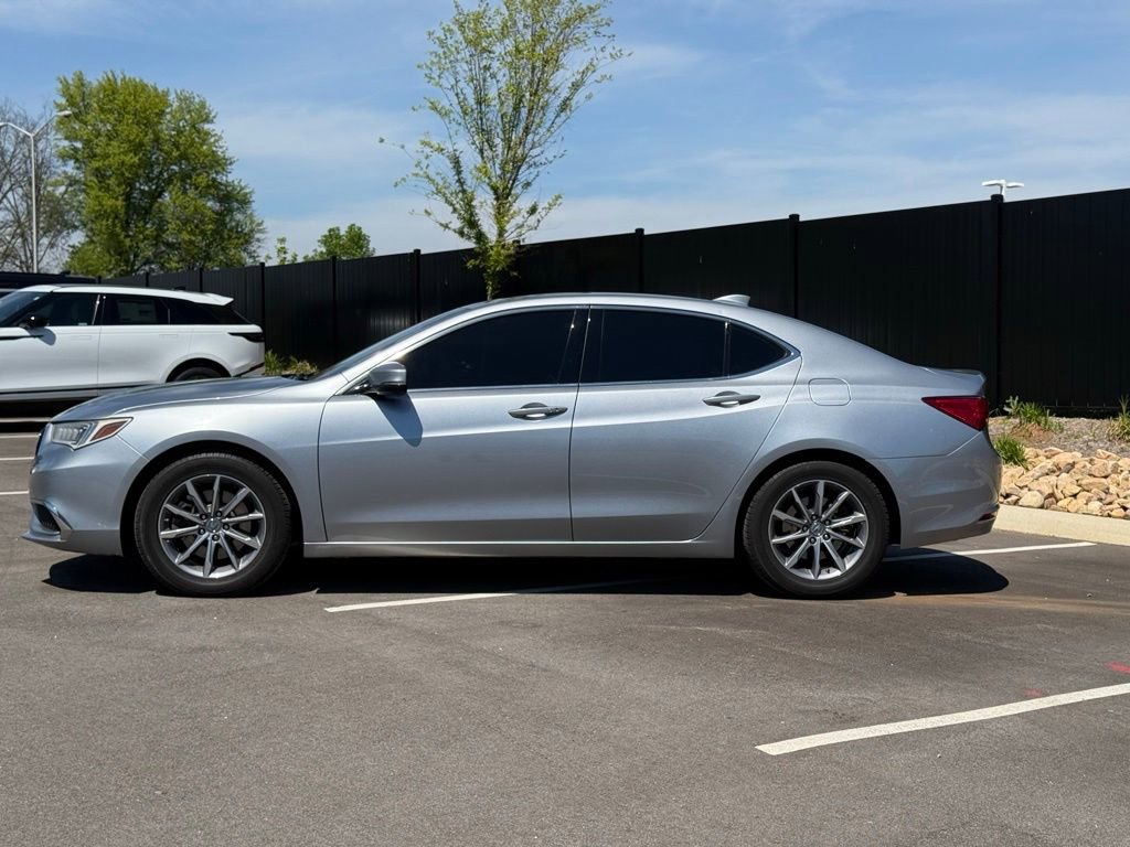 Used 2018 Acura TLX image 10