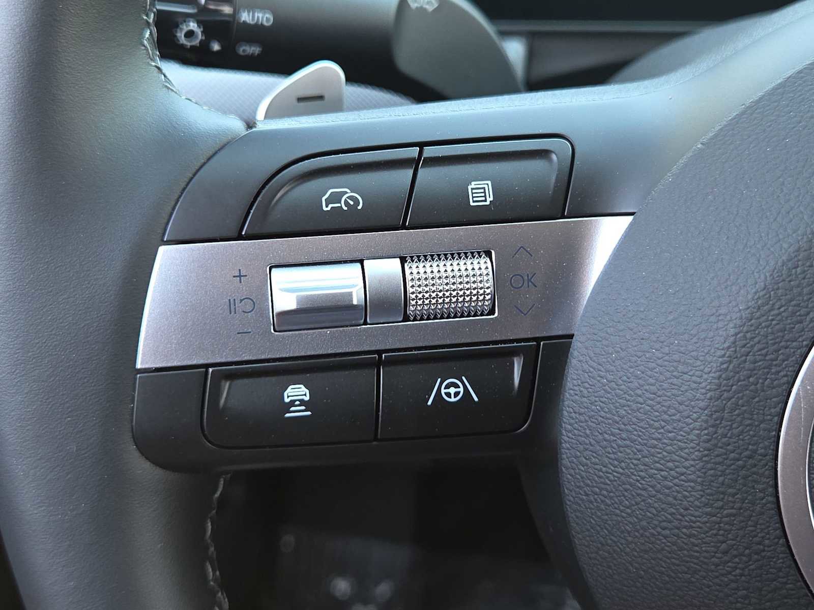 New 2025 Hyundai Sonata Limited image 22