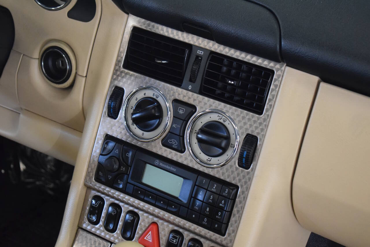 Used 2004 Mercedes-Benz SLK 230 image 59
