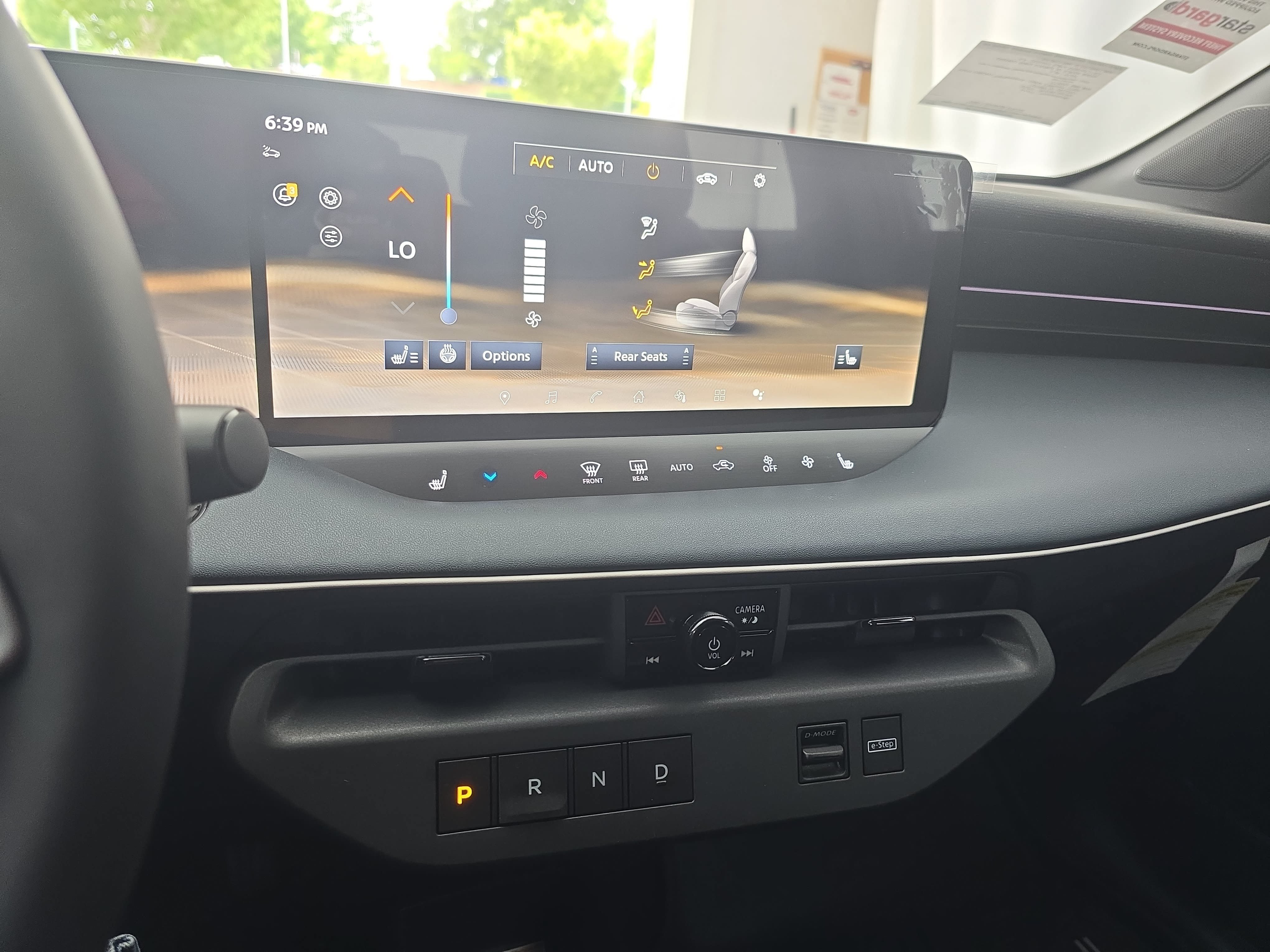 New 2026 Nissan Leaf Platinum+ FWD image 21