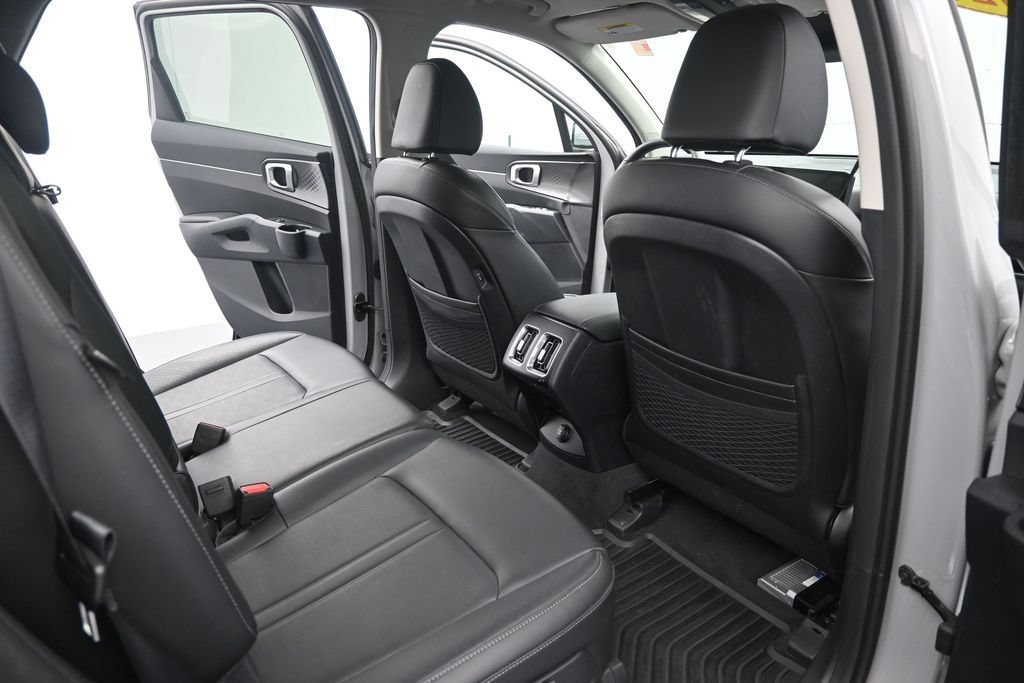 Used 2026 Kia Sorento S AWD/4WD image 21