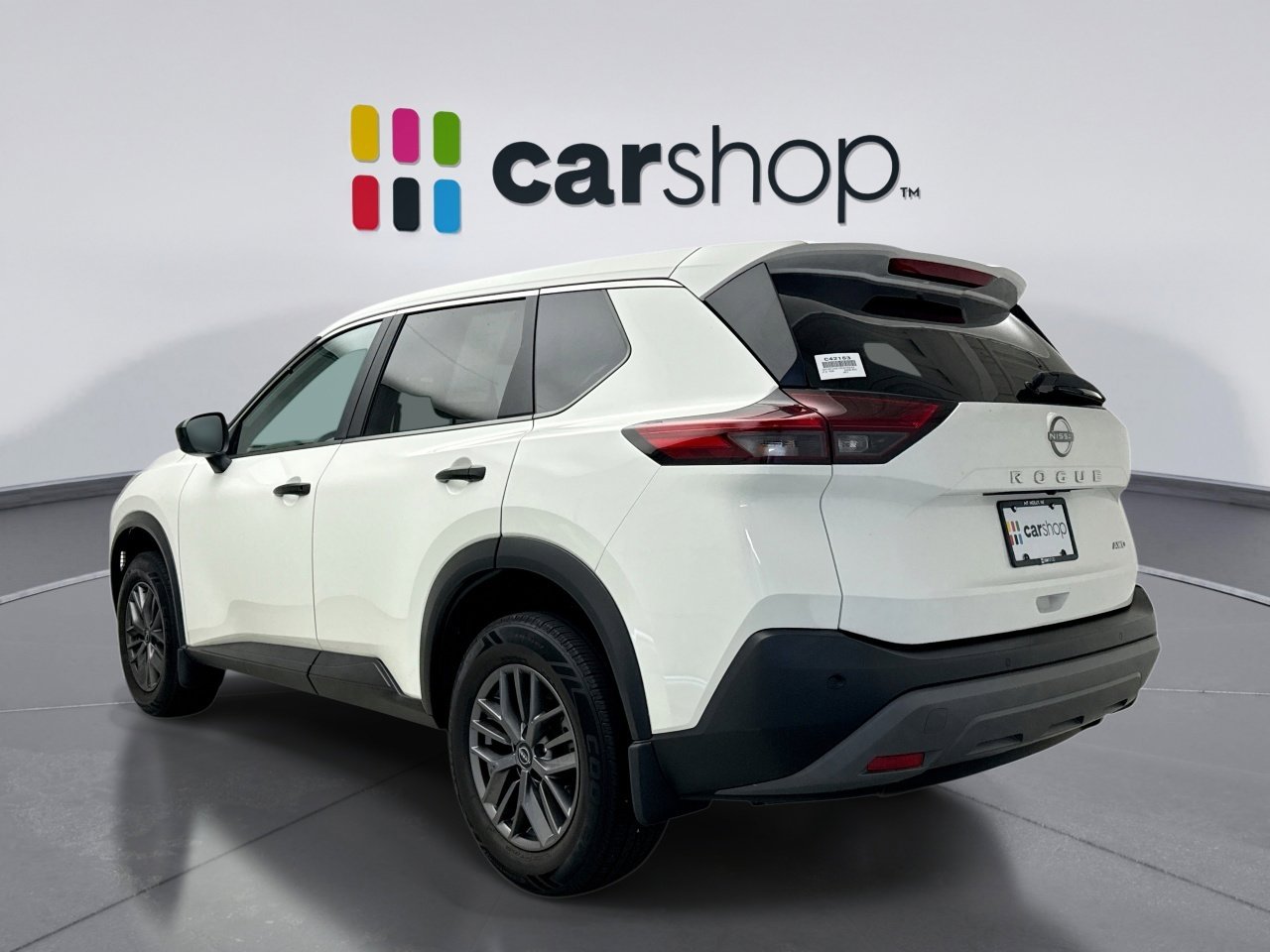 Used 2023 Nissan Rogue S AWD/4WD image 3