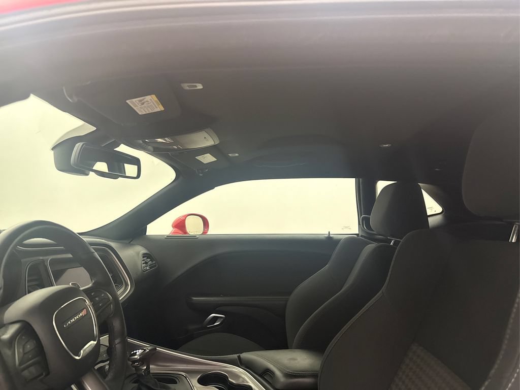 Used 2019 Dodge Challenger R/T RWD image 31