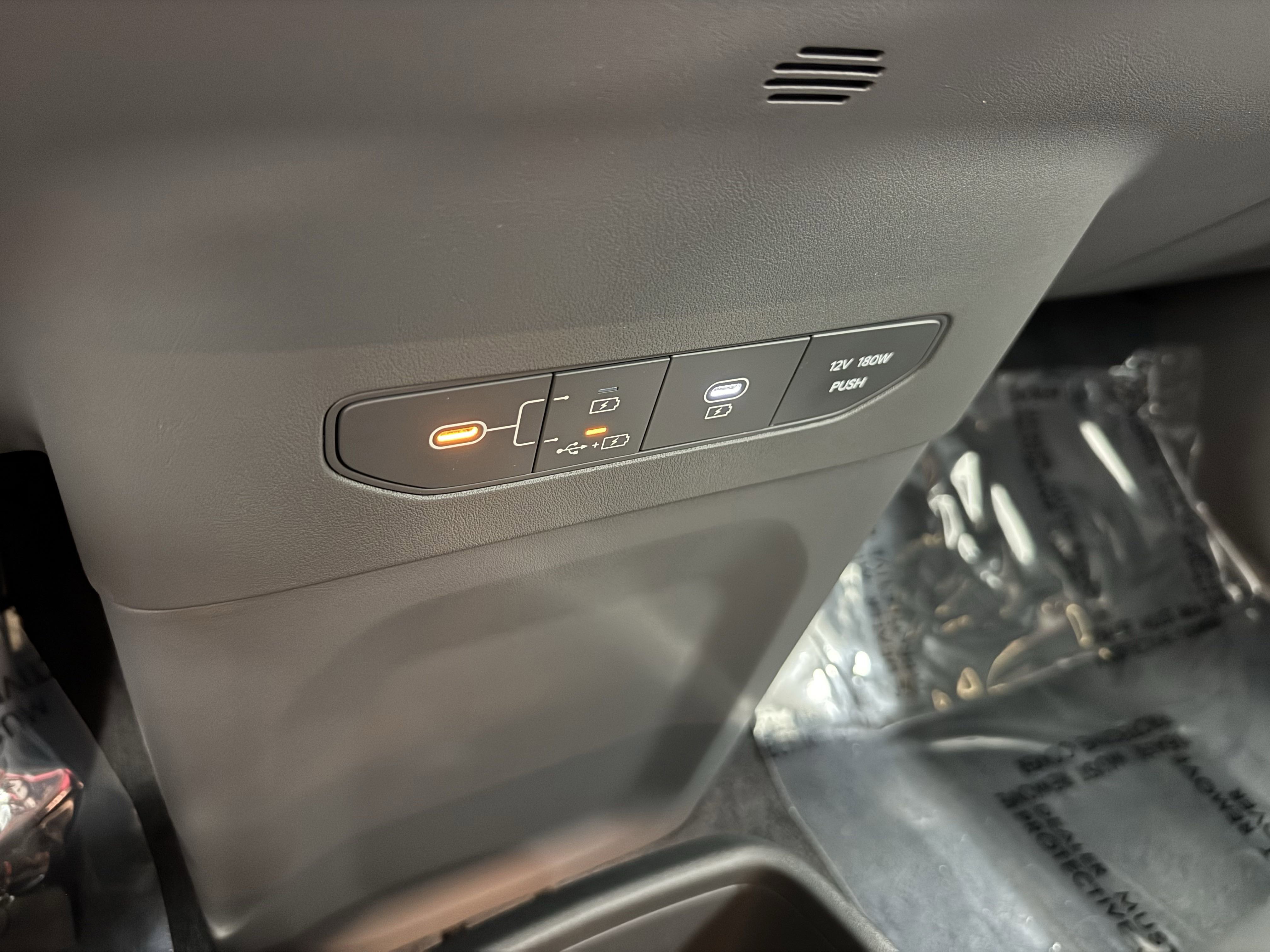 New 2026 Kia EV9 Land image 14