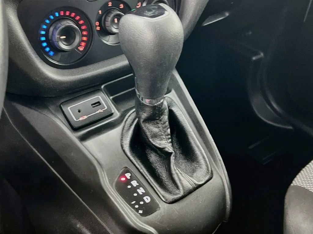 Used 2019 RAM ProMaster City Tradesman FWD image 16
