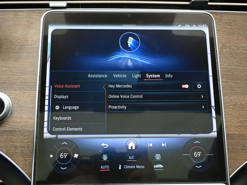 Used 2022 Mercedes-Benz EQS 450+ Sedan image 32