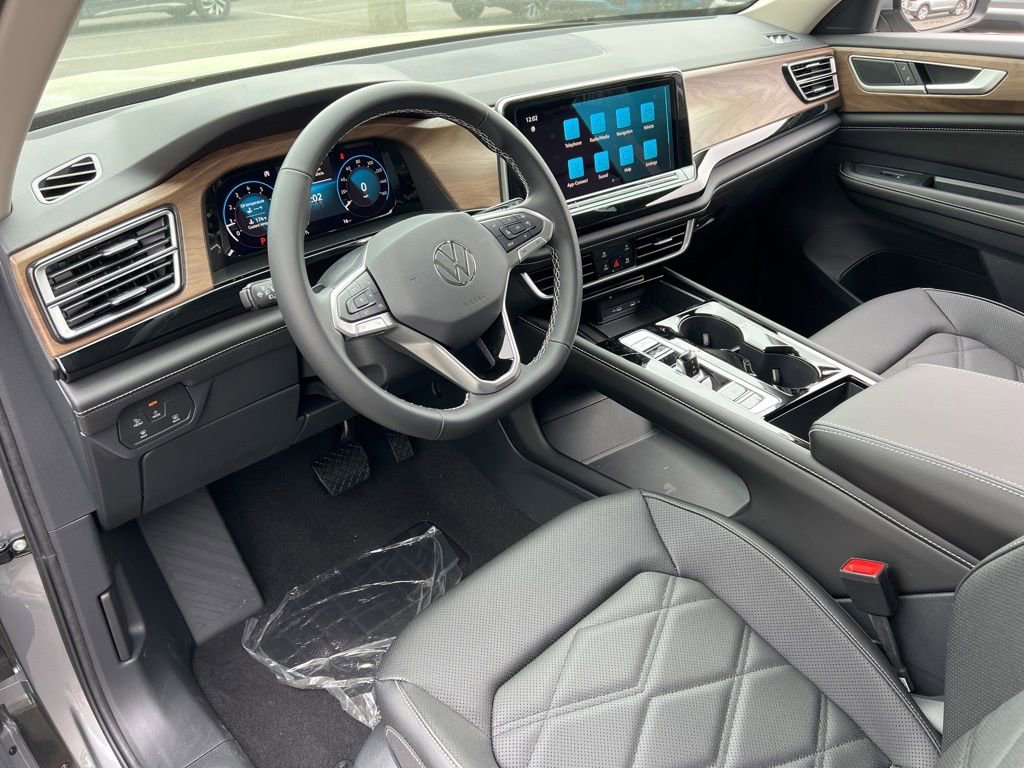 New 2026 Volkswagen Atlas SE image 14
