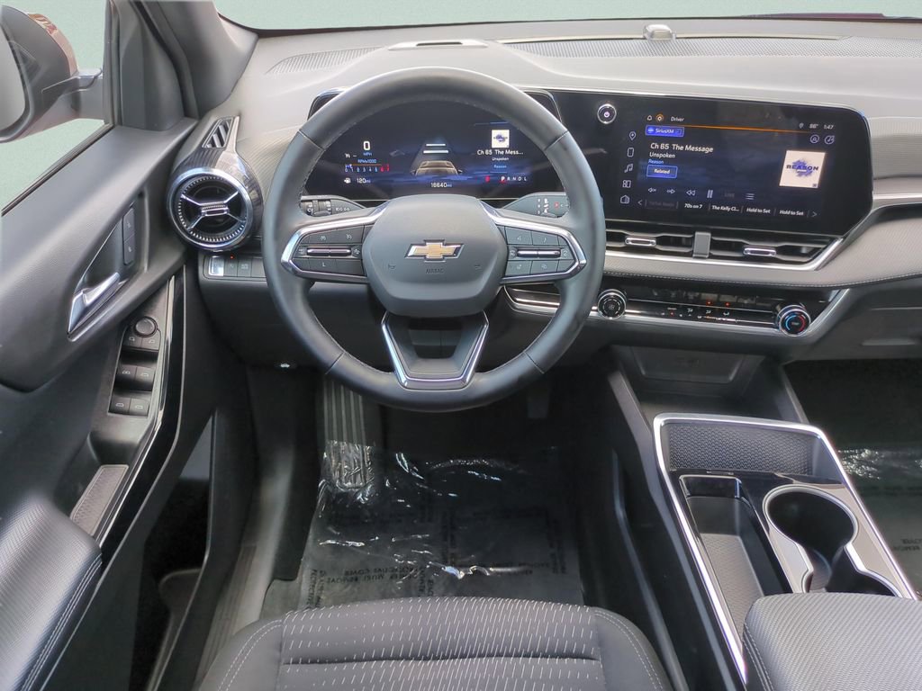 Used 2025 Chevrolet Equinox LT image 15