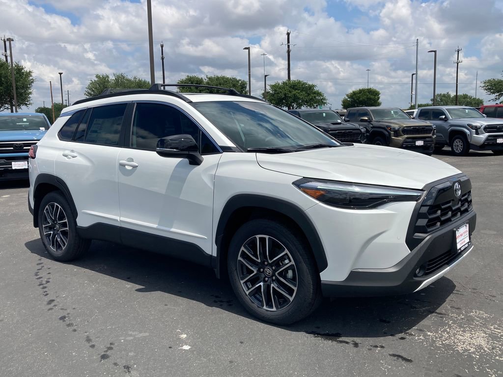 New 2026 Toyota Corolla Cross XLE image 3