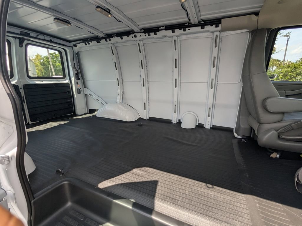 New 2025 Chevrolet Express 2500 w/ Driver Convenience Package image 16