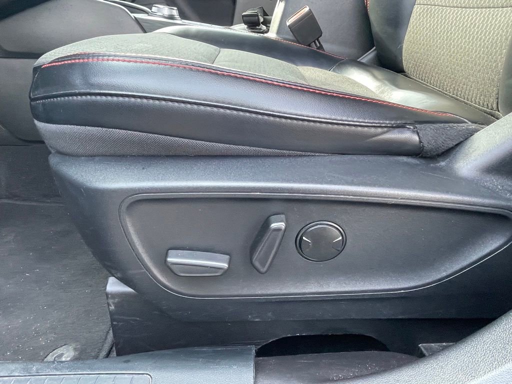 Used 2024 Ford Escape ST-Line image 11