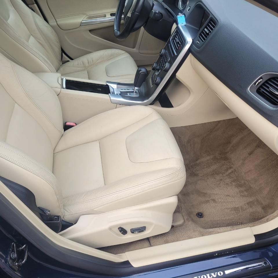 Used 2012 Volvo S60 T5 w/ Climate Pkg FWD image 22