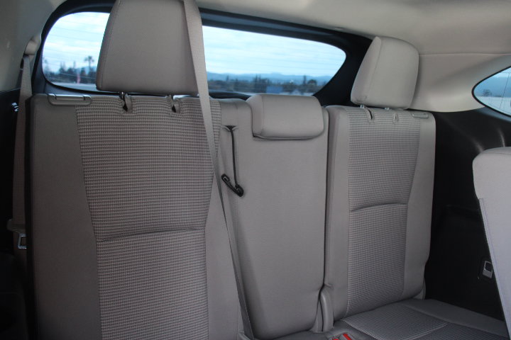Used 2022 Toyota Highlander LE AWD/4WD image 16