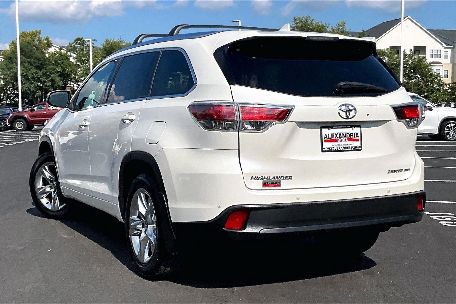 Used 2016 Toyota Highlander Limited AWD/4WD image 11