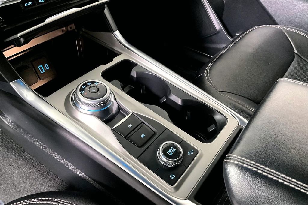 Used 2023 Ford Explorer Limited image 17