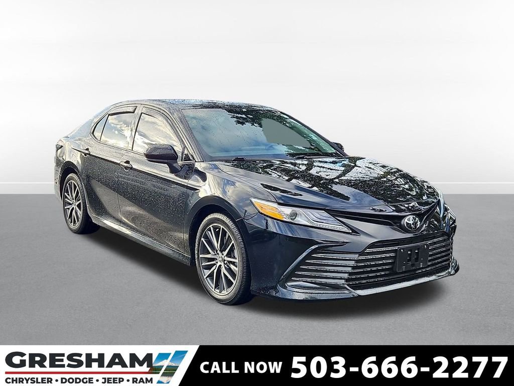 Used 2023 Toyota Camry XLE w/ Cold Weather Package