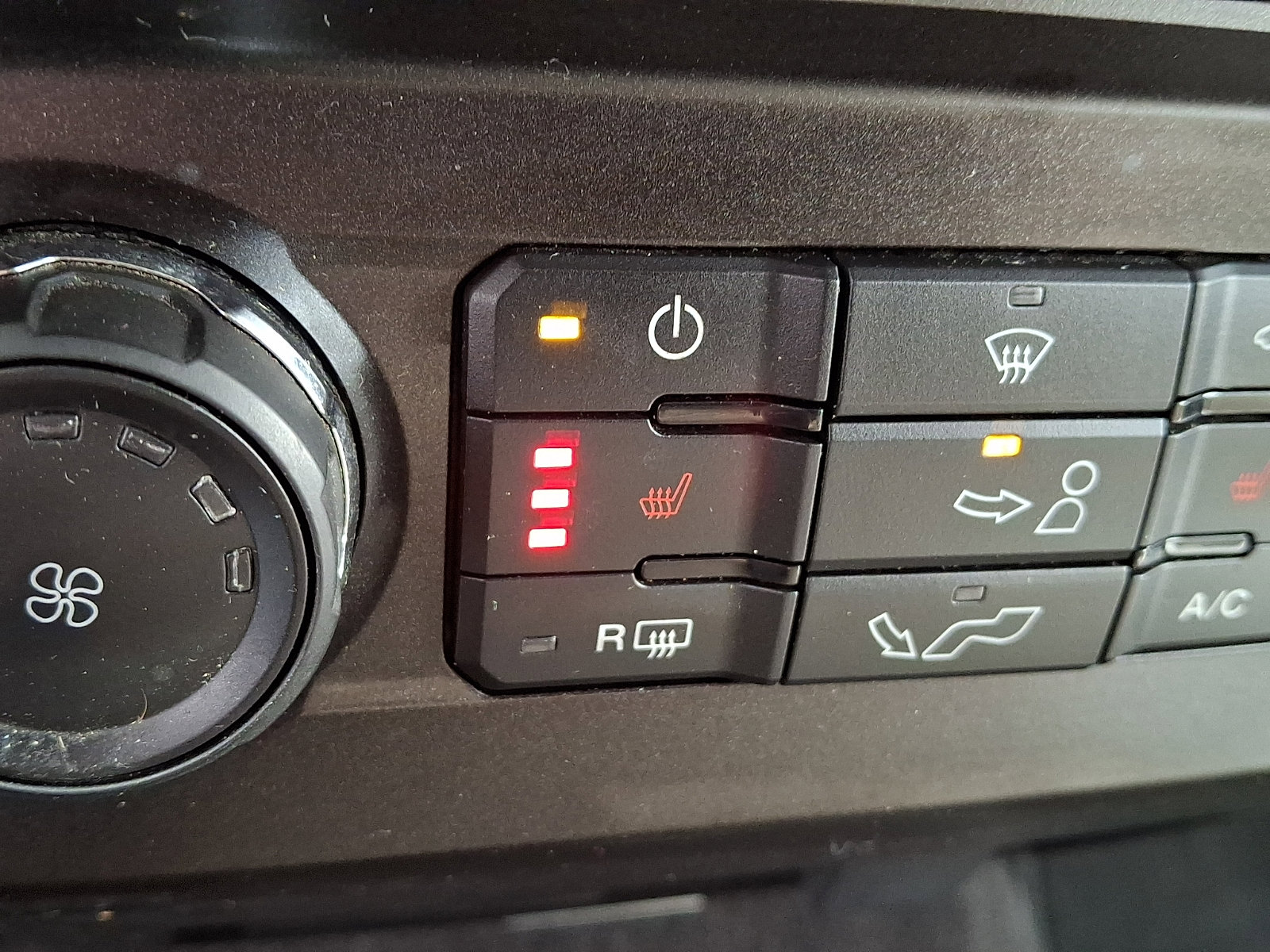 Used 2018 Ford F150 XLT w/ Equipment Group 302A Luxury image 26