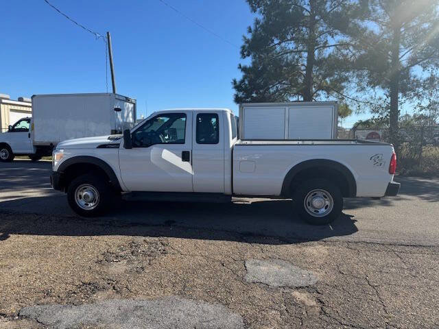 Used 2016 Ford F250 XL image 1
