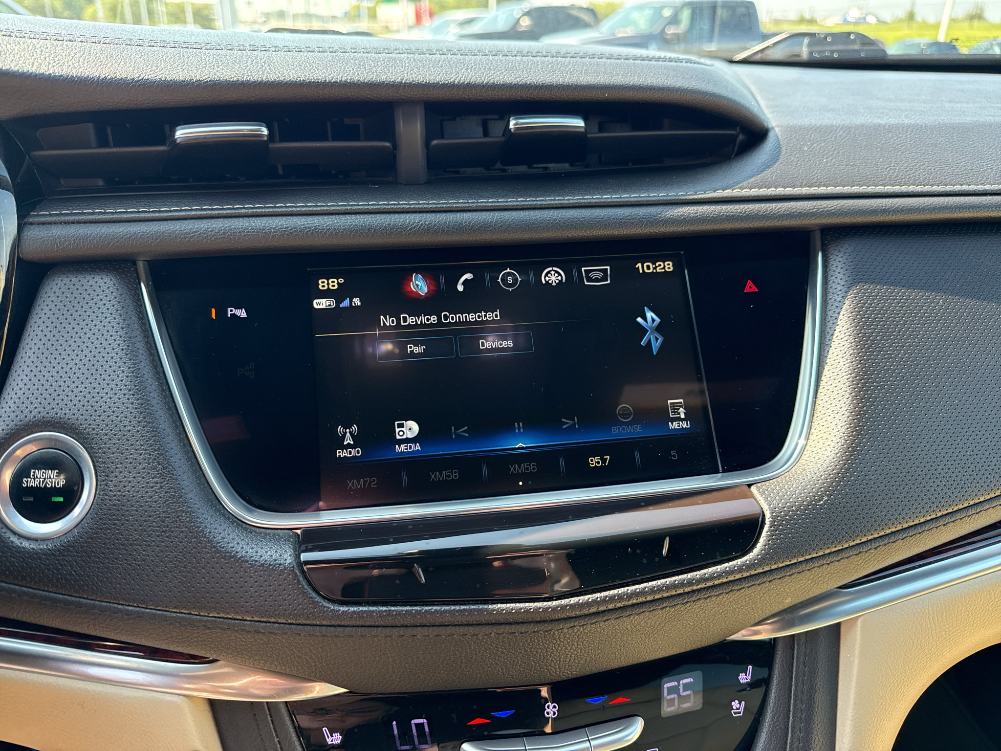 Used 2018 Cadillac XT5 Premium Luxury FWD image 15