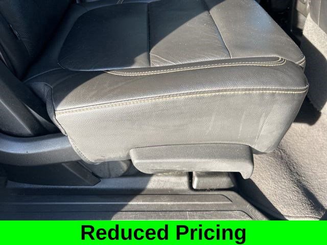 Used 2021 Chevrolet Traverse RS AWD/4WD image 48