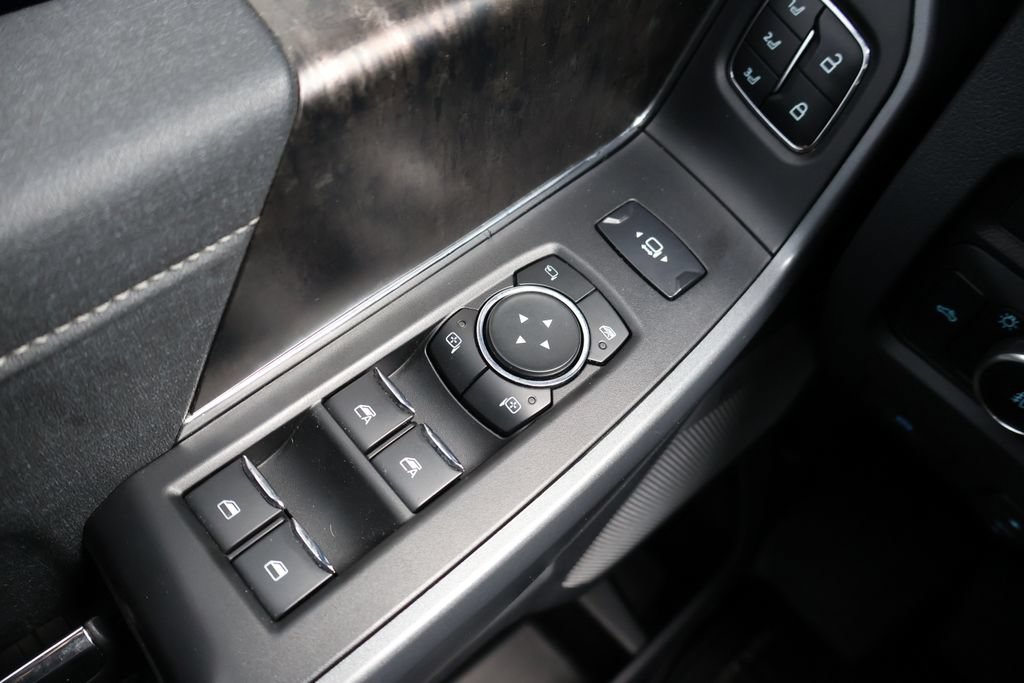 Used 2023 Ford F250 Lariat w/ Sport Appearance Package AWD/4WD image 43