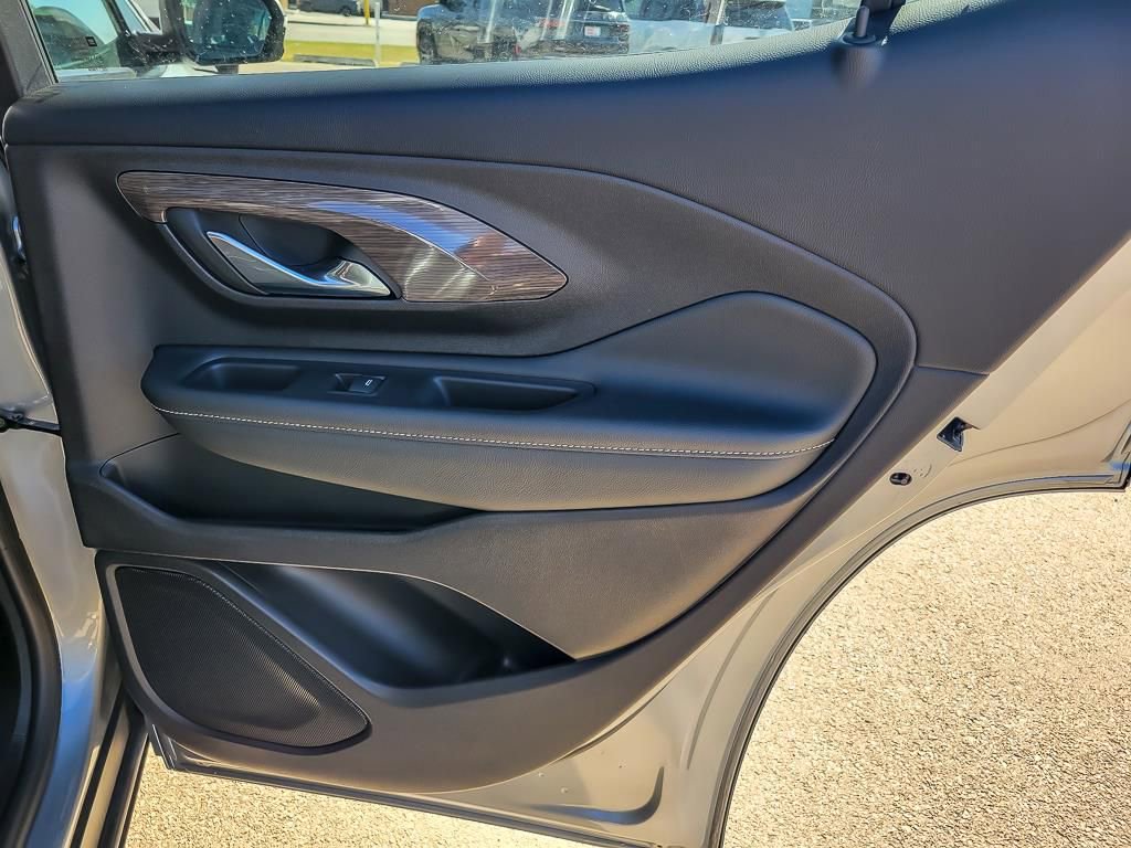 Used 2024 GMC Terrain Denali w/ Denali Premium Package image 23