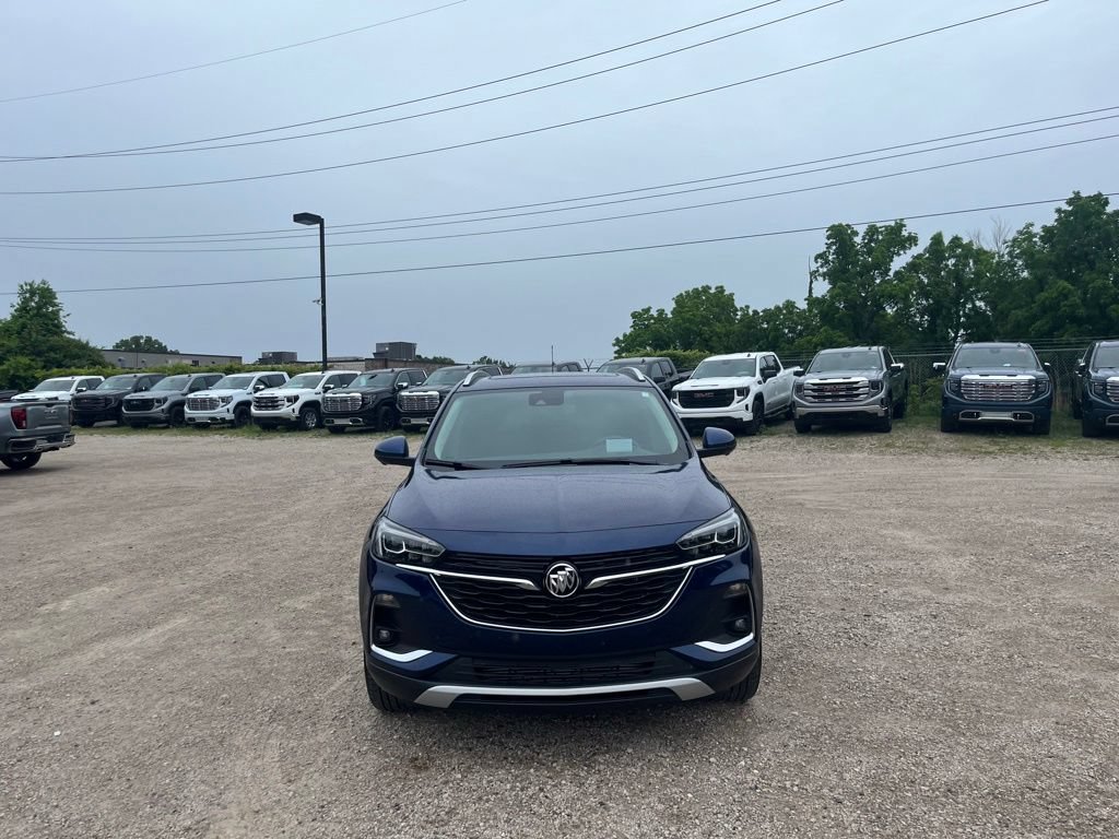 Used 2023 Buick Encore GX Essence w/ Advanced Technology Package FWD image 4