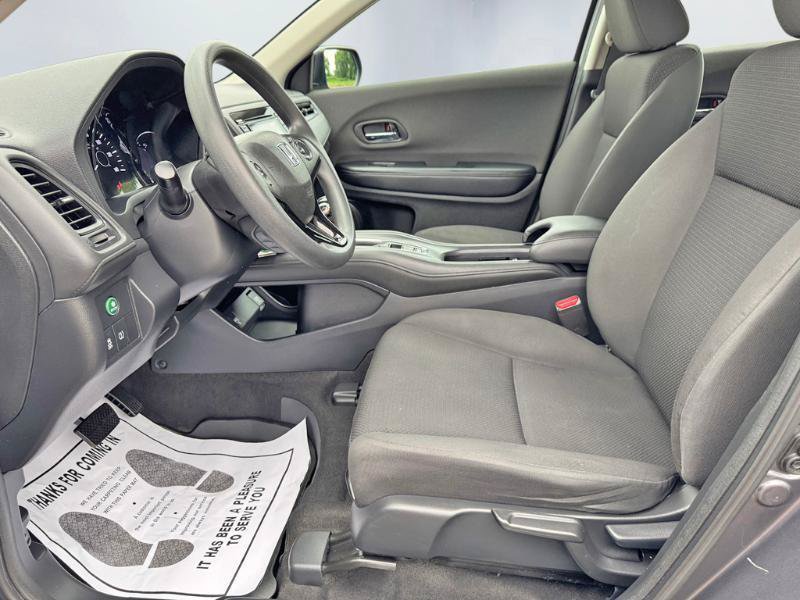 Used 2019 Honda HR-V LX image 13