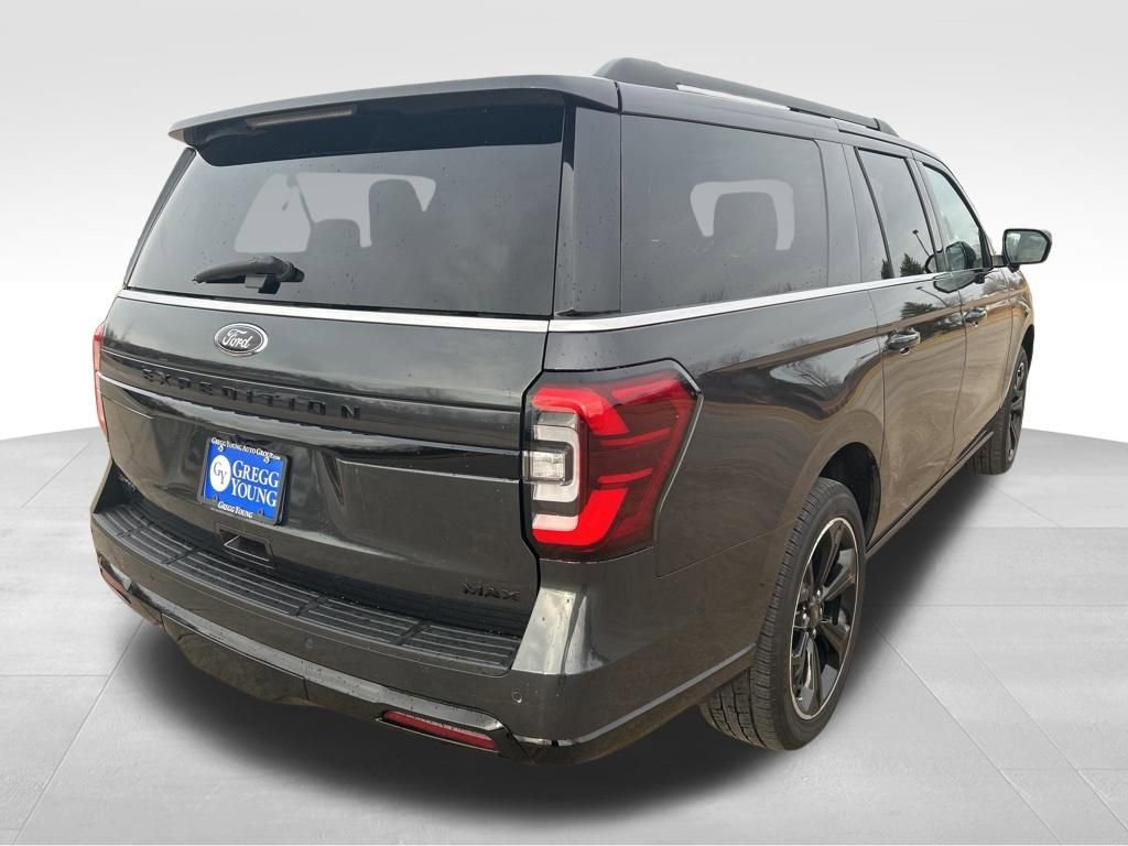 Used 2024 Ford Expedition Max Limited image 7