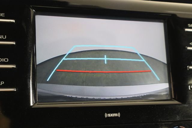 Used 2020 Toyota Camry LE image 32
