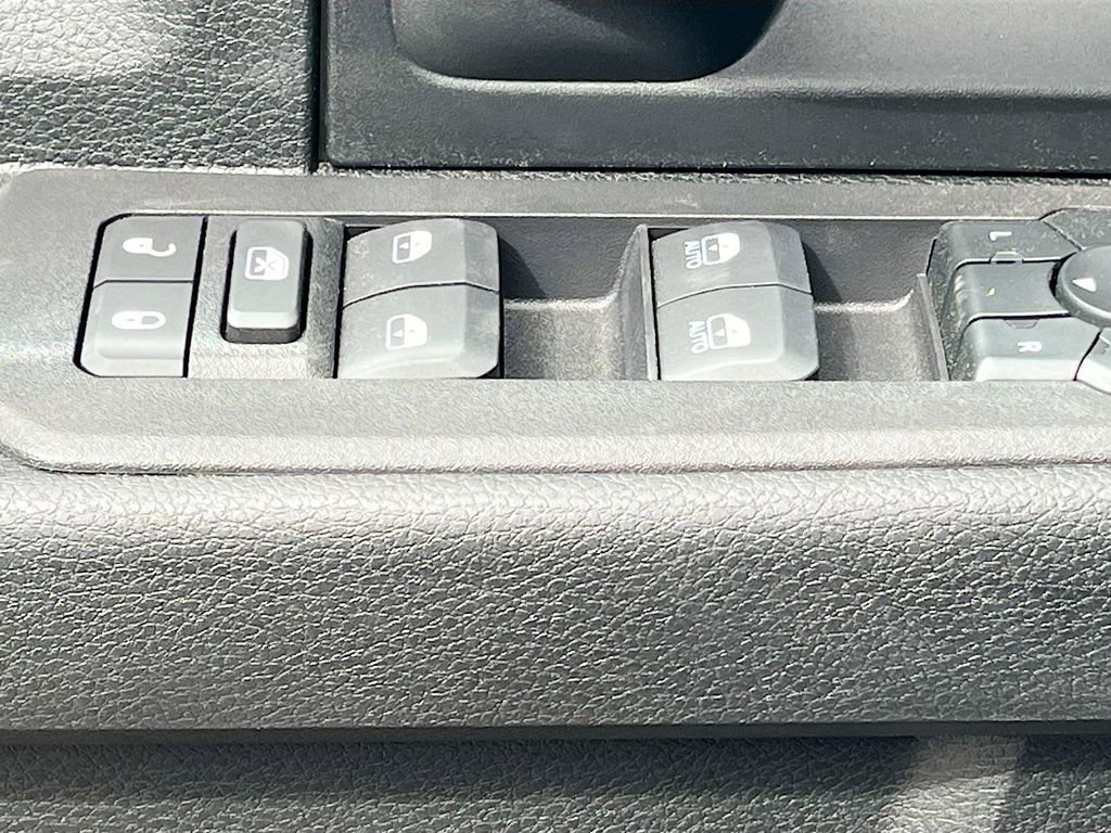 New 2026 RAM 5500 Tradesman w/ Chrome Appearance Group image 15