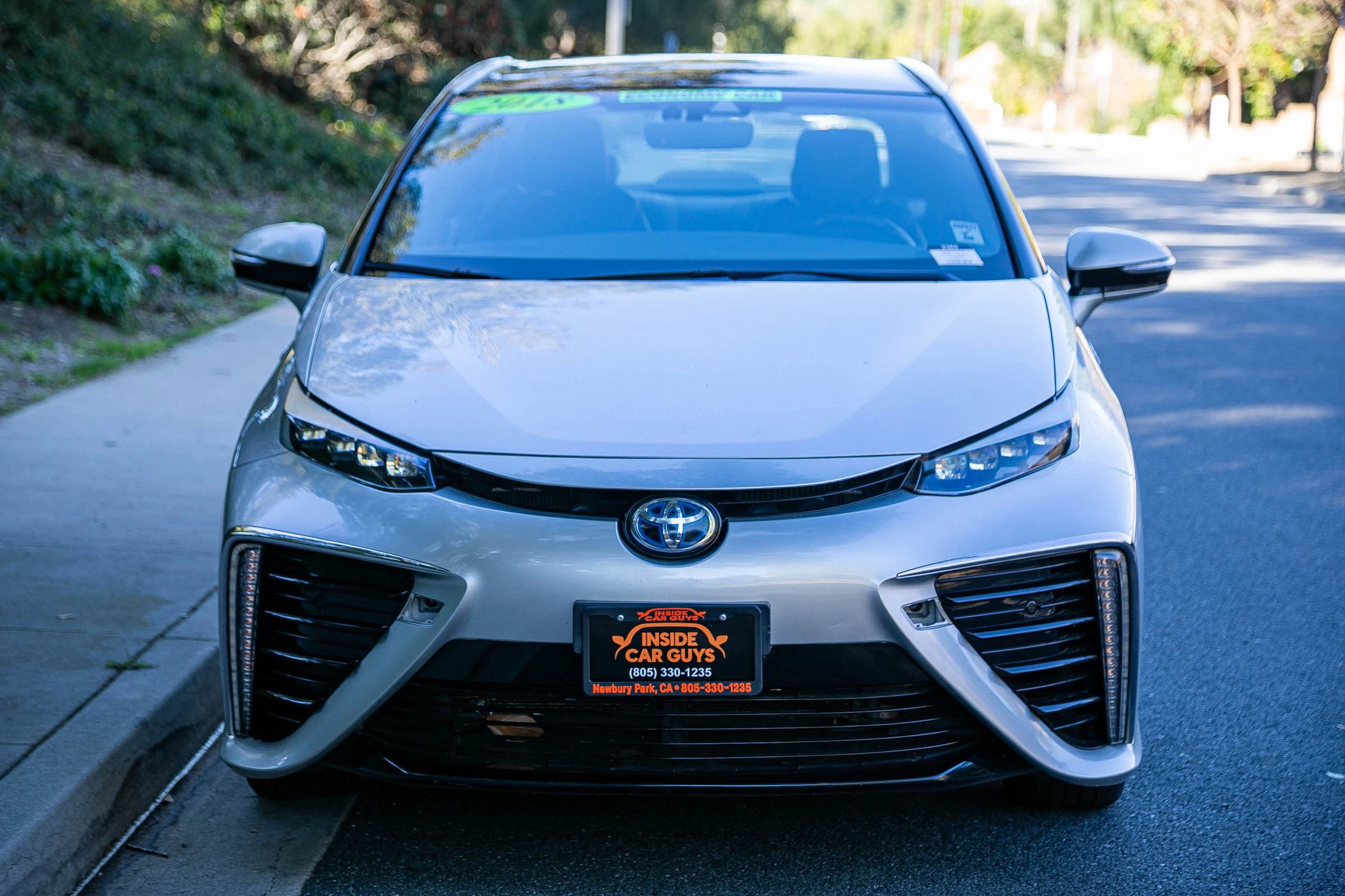 Used 2018 Toyota Mirai FWD image 2