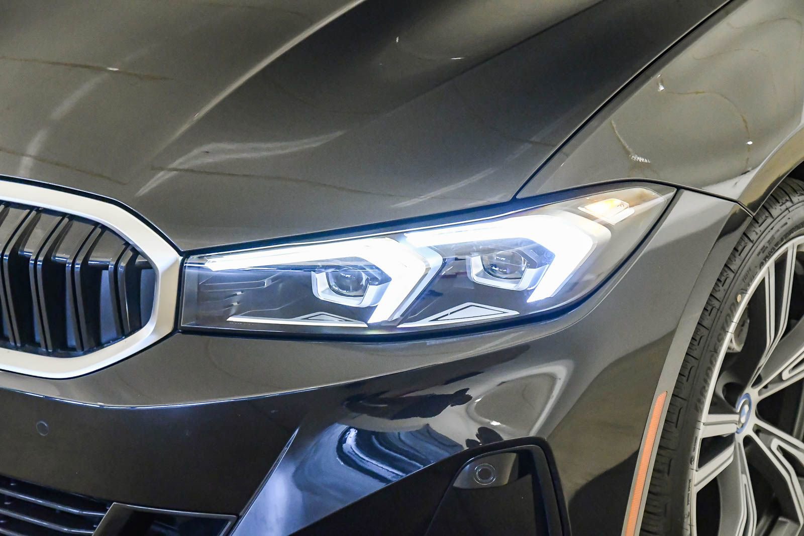 Certified 2023 BMW 330e w/ Premium Package RWD image 8