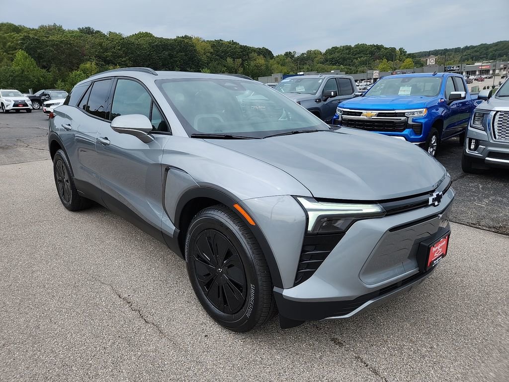 New 2026 Chevrolet Blazer EV LT AWD/4WD image 2