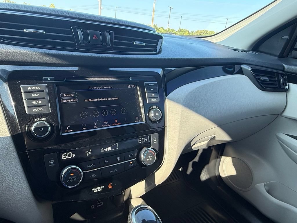 Used 2022 Nissan Rogue Sport SL w/ Premium Package FWD image 21