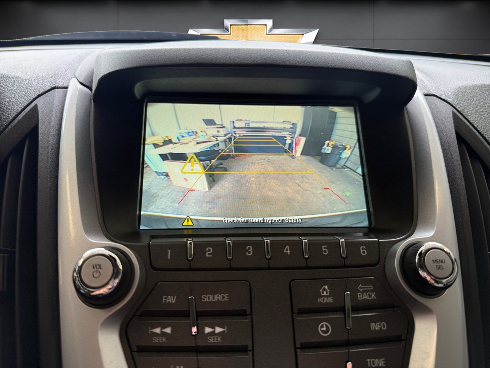 Used 2017 Chevrolet Equinox LT w/ Convenience Package FWD image 29