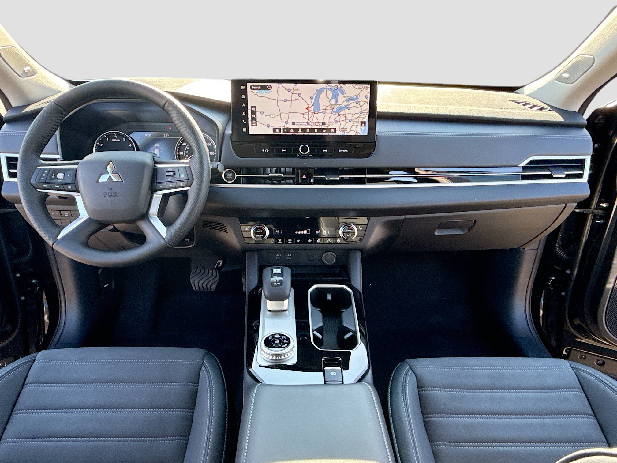 New 2026 Mitsubishi Outlander SE FWD image 3
