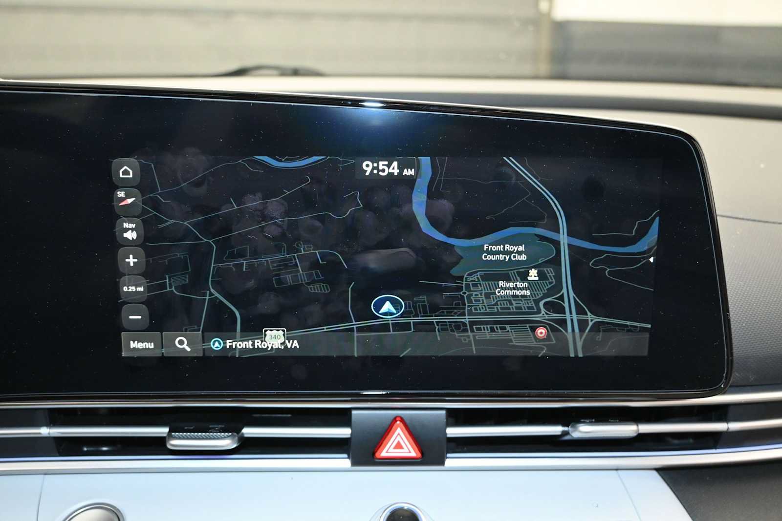 Used 2025 Hyundai Elantra Limited FWD image 16