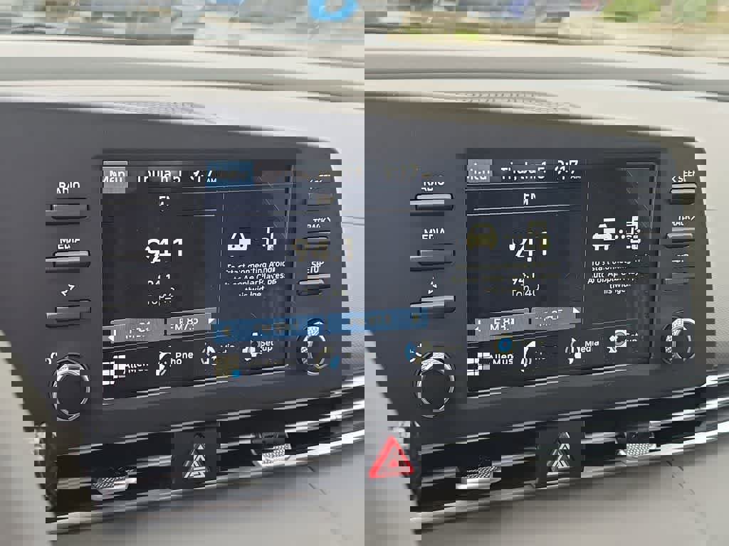 New 2026 Hyundai Elantra Sport image 28