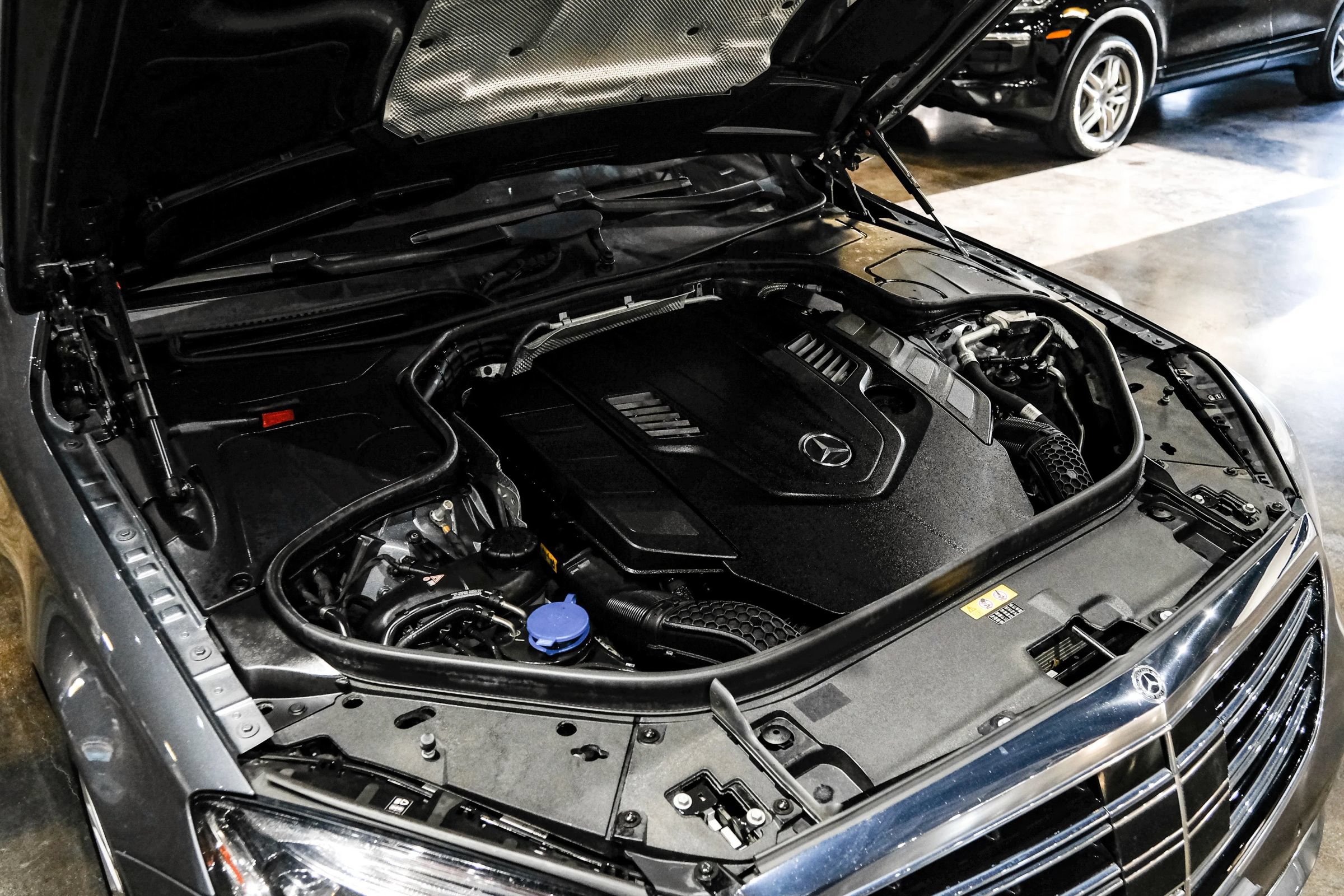 Used 2018 Mercedes-Benz S 560 4MATIC Sedan image 47