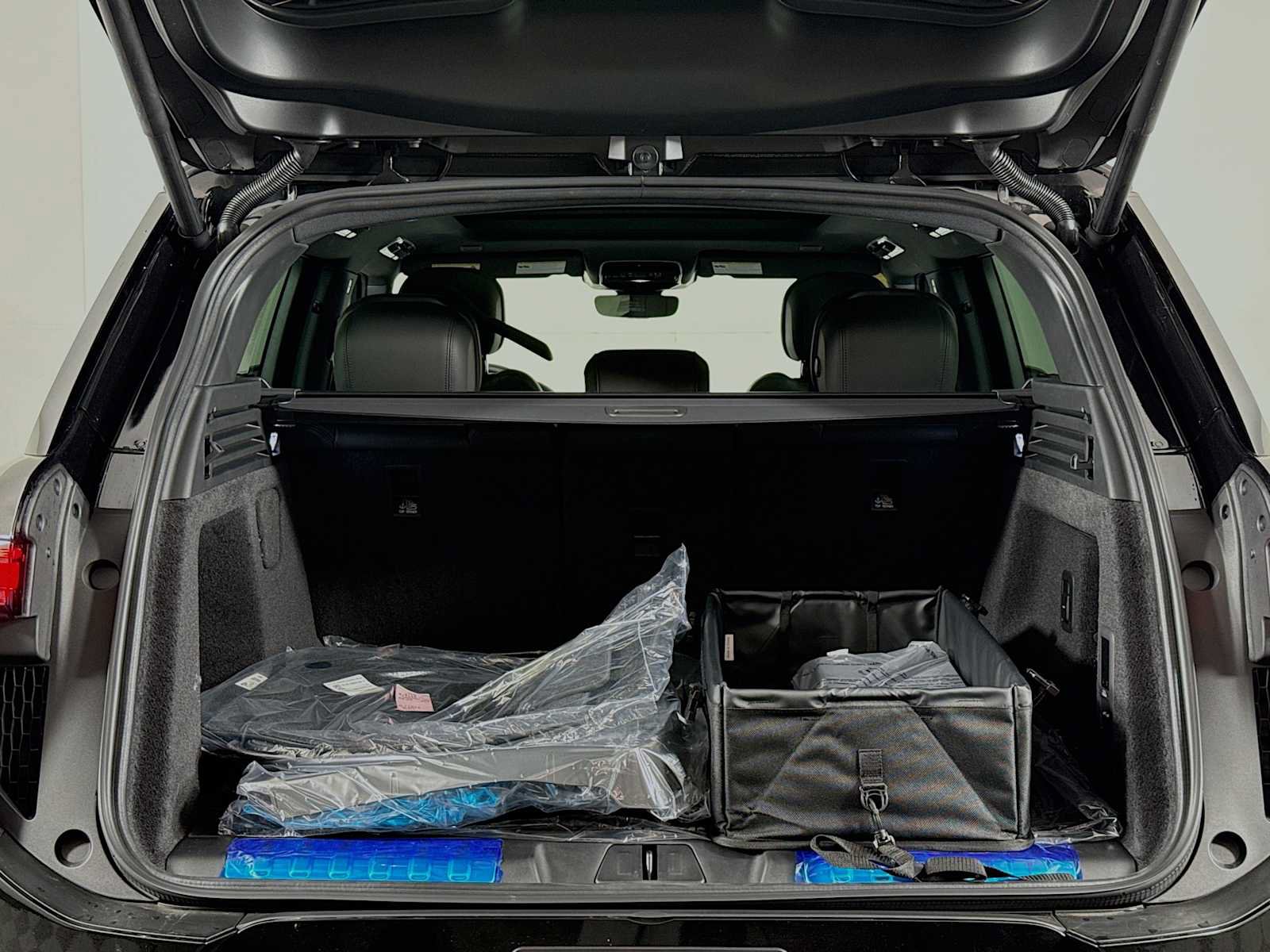New 2026 Land Rover Range Rover Sport Dynamic SE AWD/4WD image 26