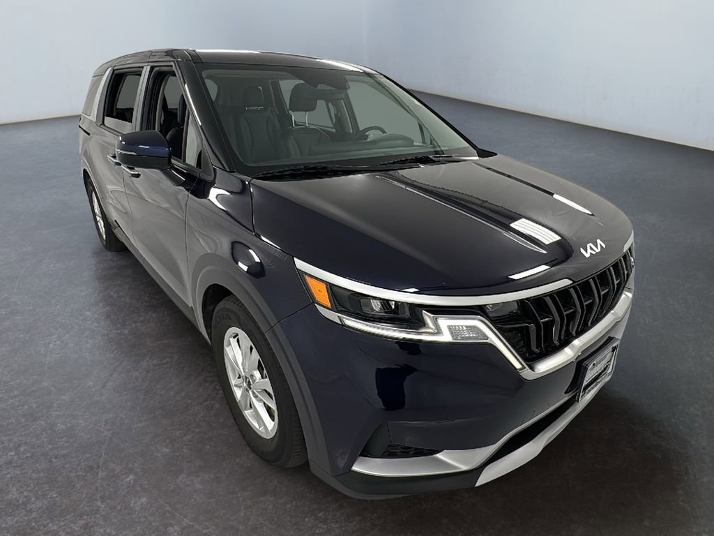 Used 2024 Kia Carnival LX