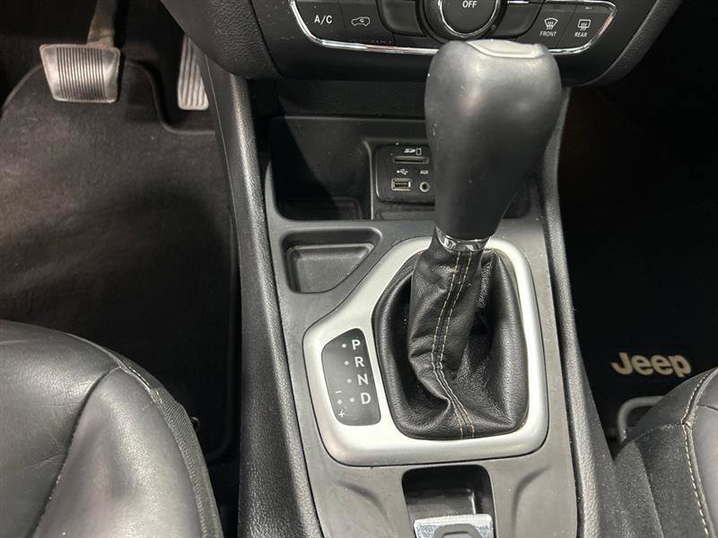 Used 2018 Jeep Cherokee Latitude Plus image 19