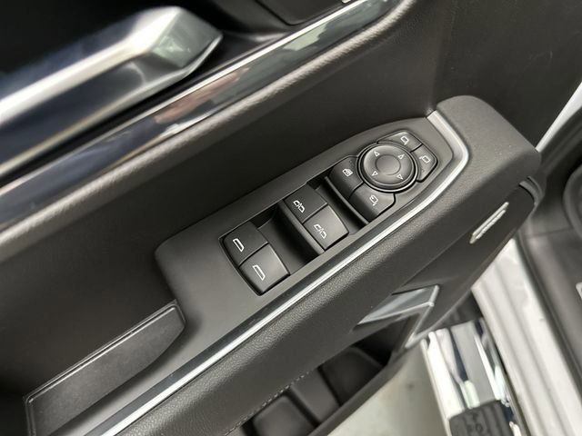 New 2026 GMC Sierra 1500 SLT w/ SLT Premium Package AWD/4WD image 16