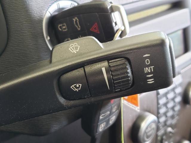 Used 2012 Volvo C70 T5 w/ Climate Pkg image 23