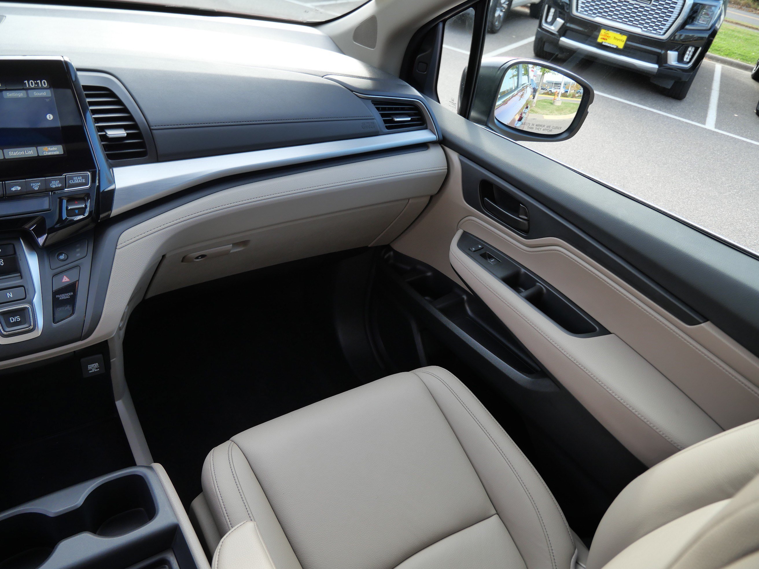 Used 2024 Honda Odyssey EX-L image 11