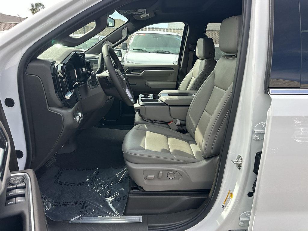 Used 2026 GMC Sierra 1500 SLT RWD image 18