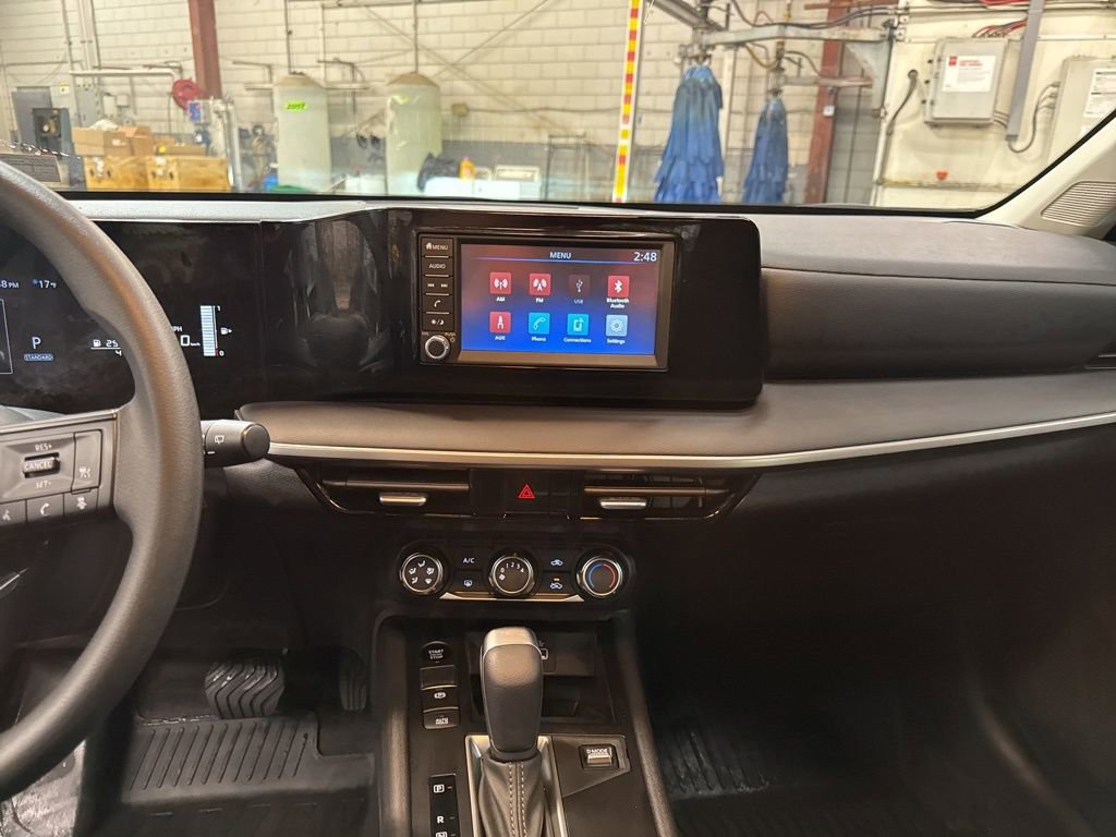 Certified 2025 Nissan Kicks S w/ Interior Electronics Package image 18