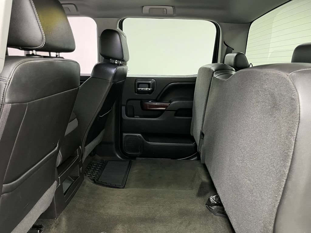 Used 2017 GMC Sierra 2500 SLE w/ HD SLE Preferred Plus Package AWD/4WD image 48