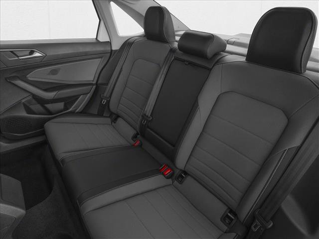 Used 2025 Volkswagen Jetta SE FWD image 9